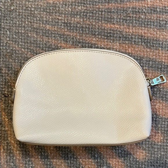 Coach Cream Bow Domed Accent Cosmetic Bag in Chalk - Picture 2 of 7